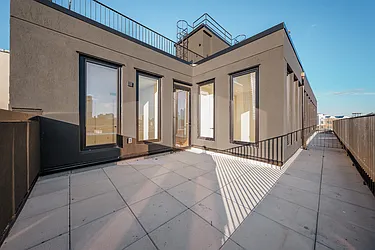 33 Franklin Street, #504