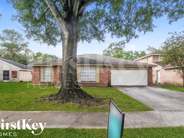 24119 Lone Elm Dr