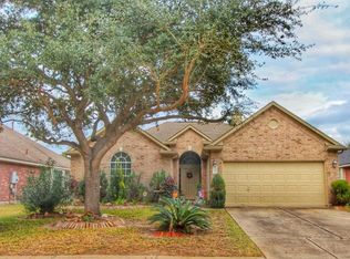 12110 Rockharbor Ln, Houston, TX 77070