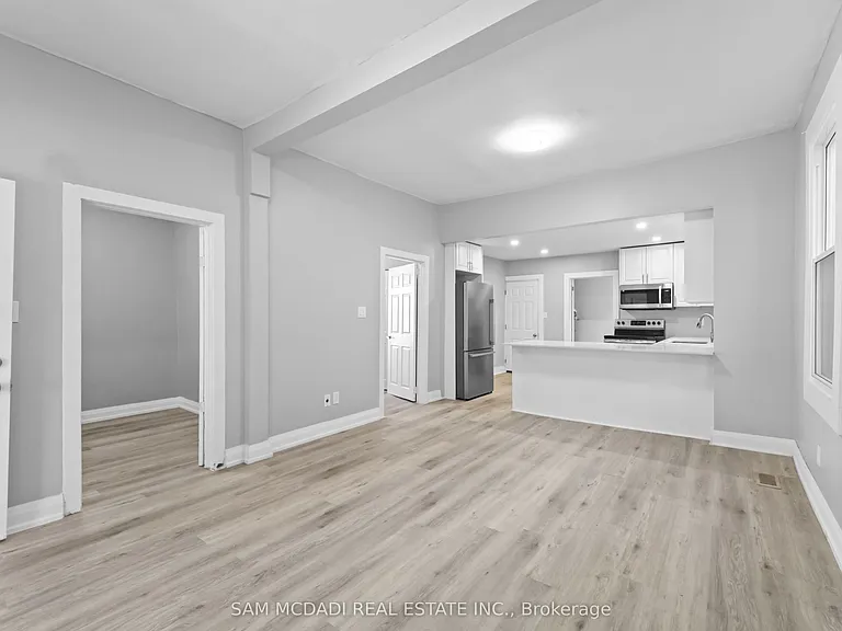266 Beach Rd — Photo 20