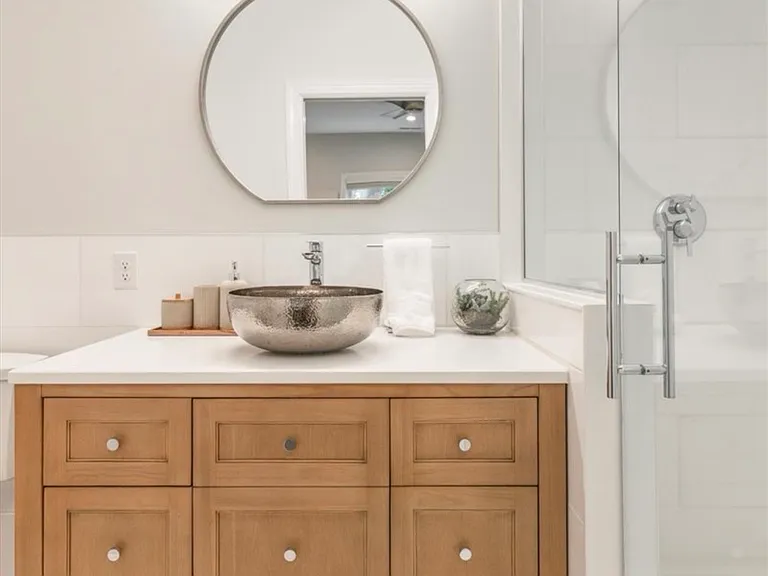 244 Ridgeway Dr — Photo 10