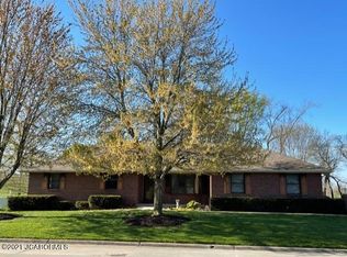 1174 Hampton Ln, California, MO 65018