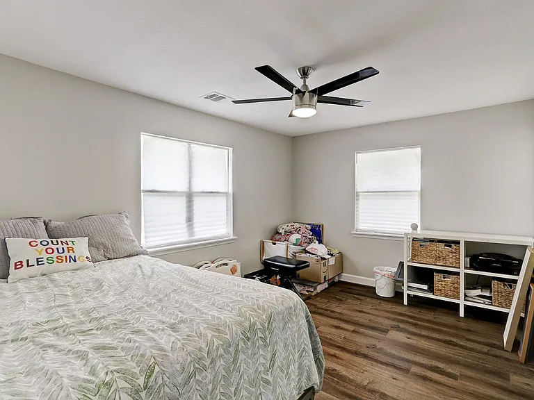 5146 Stuyvesant Ln — Photo 14