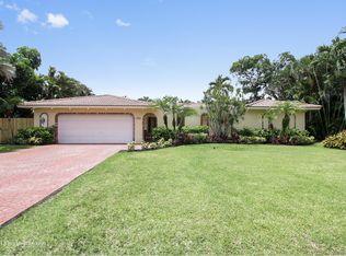 2124 N Conference Dr, Boca Raton, FL 33486