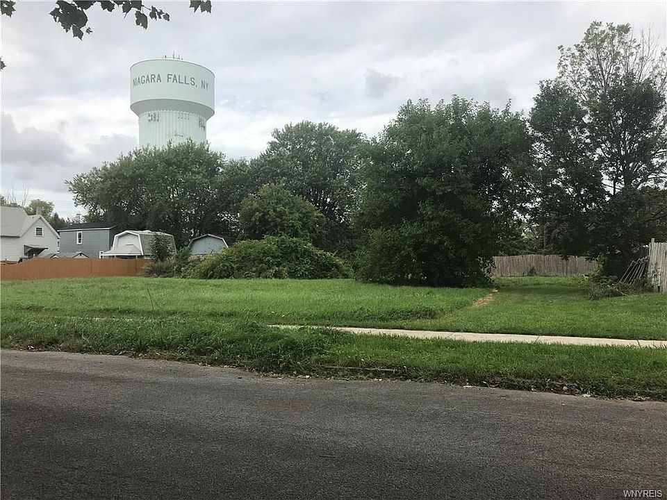 2nd image of 5601 Frontier Ave