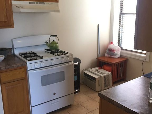 2nd image of 2273 41st St APT 4