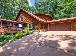 1340 Spring Valley Ln, Fenton, MO 63026