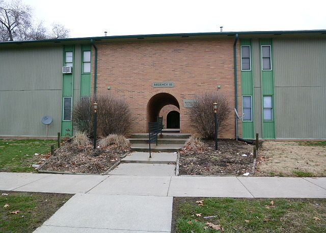 1st image of 600 S 4th St APT 35