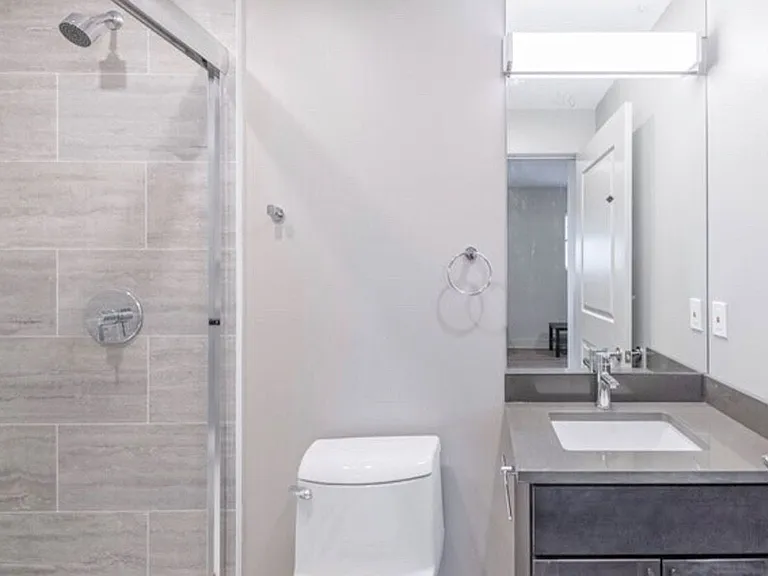 530 Broadway Apartments — Photo 54