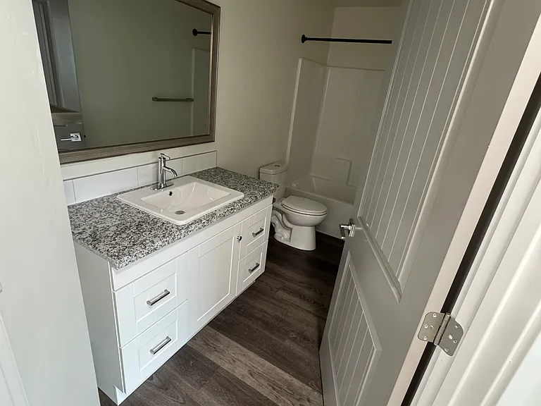 1165 S Powerline Rd #4 — Photo 25