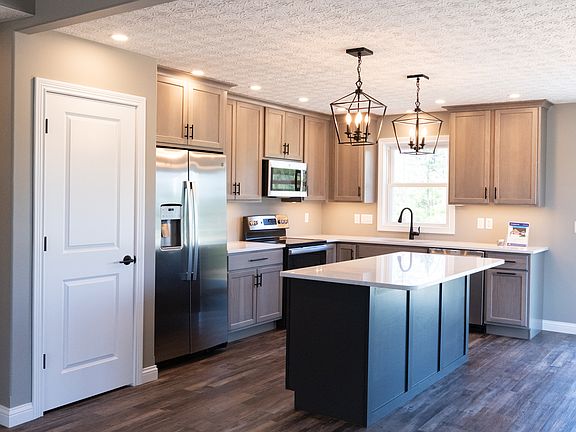 7th image of this home