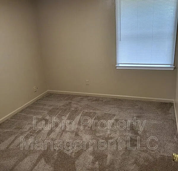 1165 Nester Cv — Photo 3