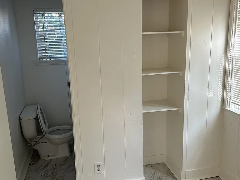 1030 N Raymond Ave — Photo 8