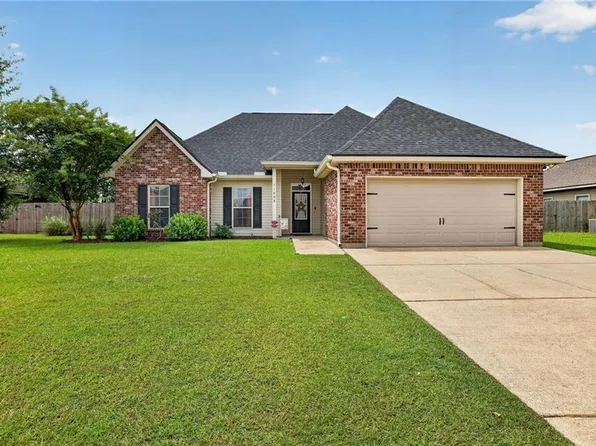 11208 Merlo Dr, Hammond, LA 70401