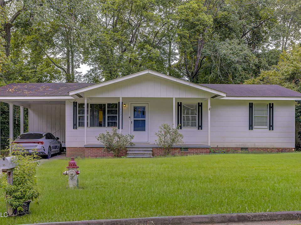 1st image of 113 Grey Oaks Dr