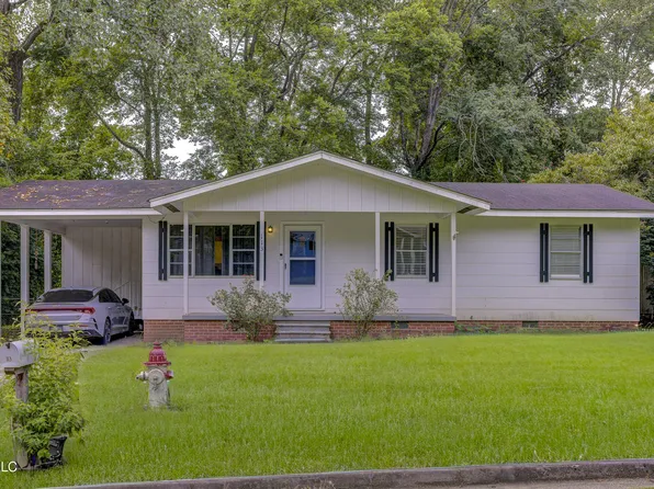 113 Grey Oaks Dr, Vicksburg, MS 39180