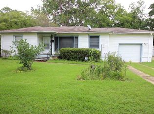 105 E Marion Dr, Dothan, AL 36301