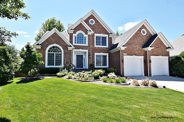 1st image of 26W178 Waterbury Ct