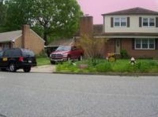 20 Teresa Dr, Hampton, VA 23666
