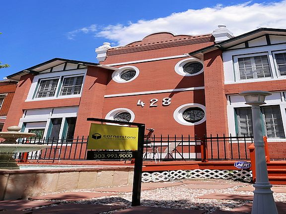 3rd image of 428 S Sherman St APT 5