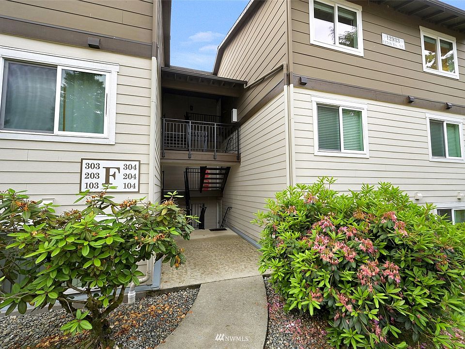 1st image of 12933 127th Dr NE APT F304
