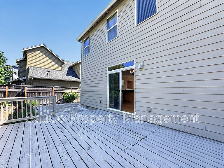 5073 NW 149th Ter — Photo 19