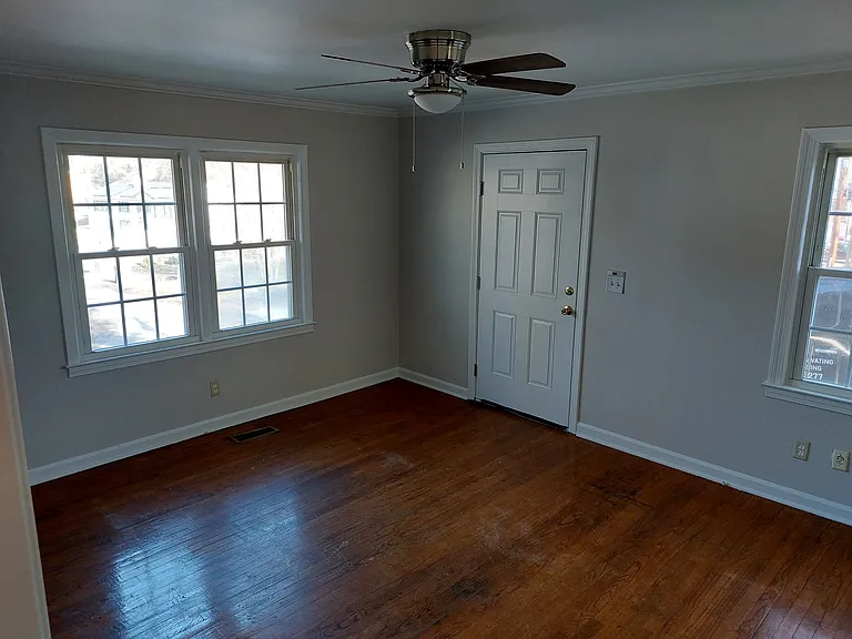 121 Pinehurst St #121 — Photo 4