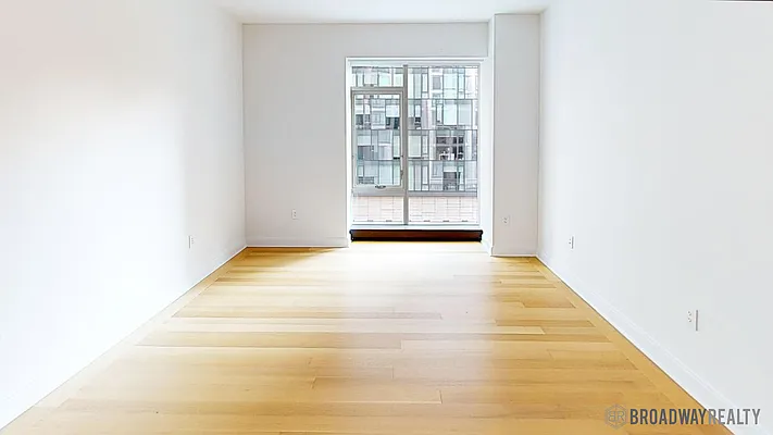 Rented by A & I Broadway | media 10