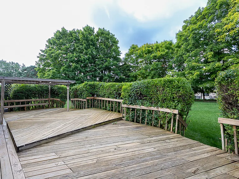 6275 Fairbrook Ct — Photo 63