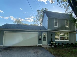 337 Park Ave, Cary, IL 60013