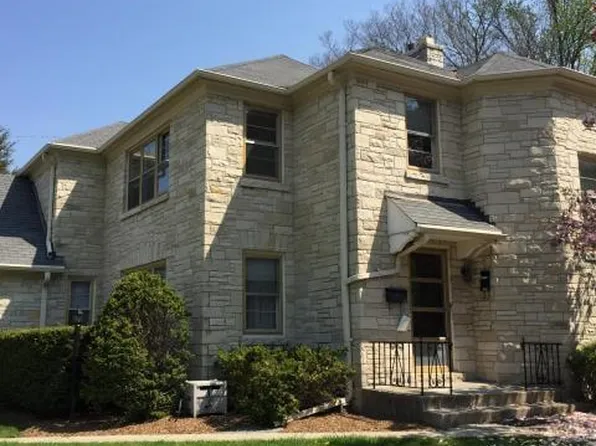 2308 N Menomonee River Pkwy, Milwaukee, WI 53226