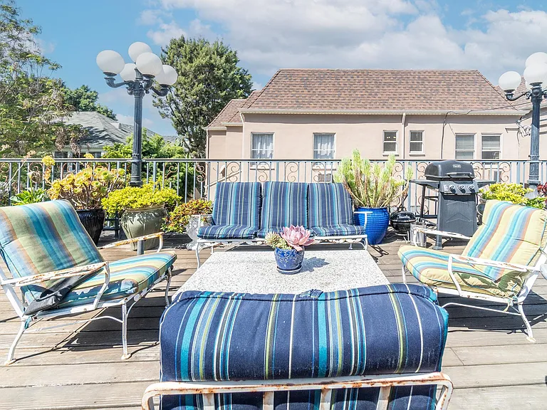 Sundeck