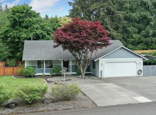 8333 Lake Forest Dr SE, Olympia, WA