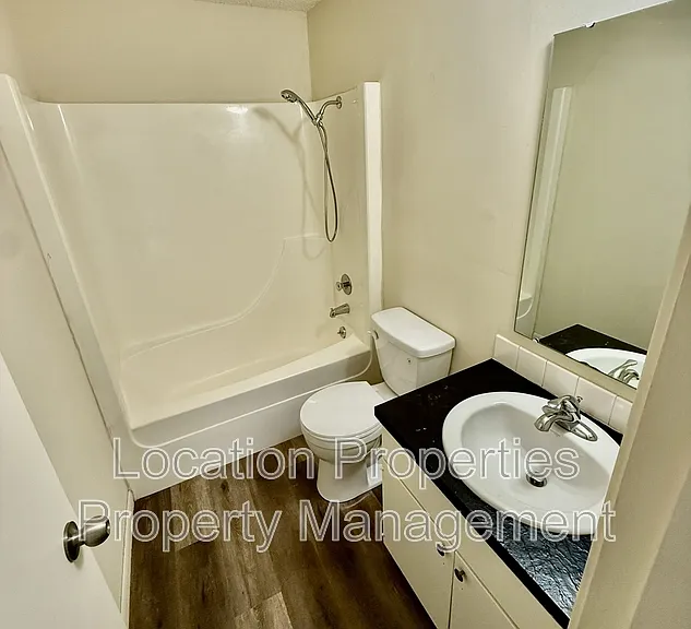 3420 Augusta Dr #1 — Photo 11