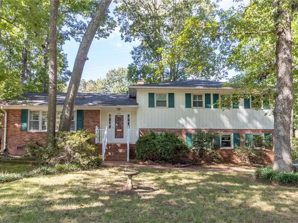 681 Brentwood Ct, Winston Salem, NC 27104