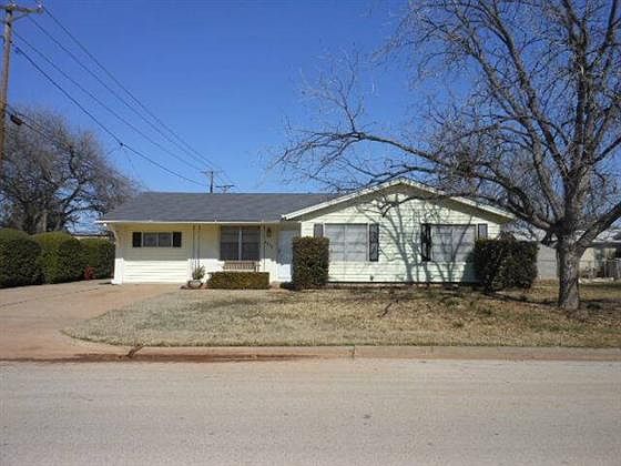 1st image of 4237 Idlewood Dr