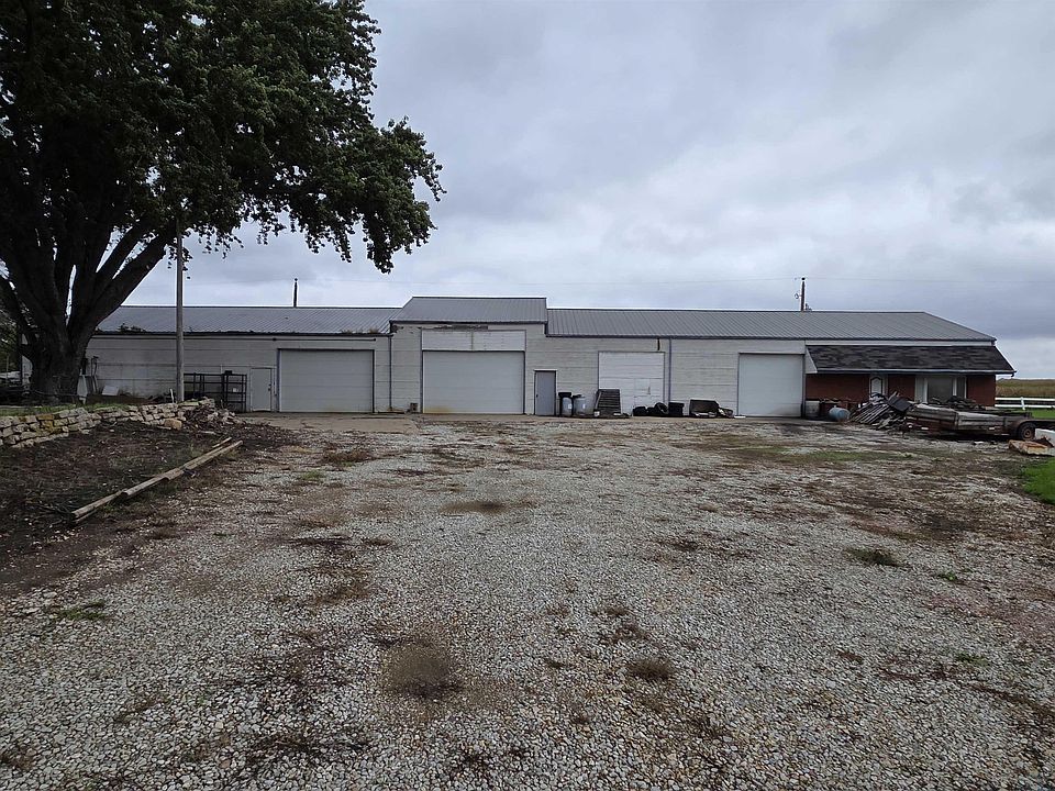 2nd image of 35413 Highway 3