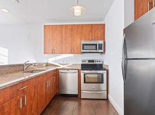 415 Jackson St APT 5R, Hoboken, NJ 07030