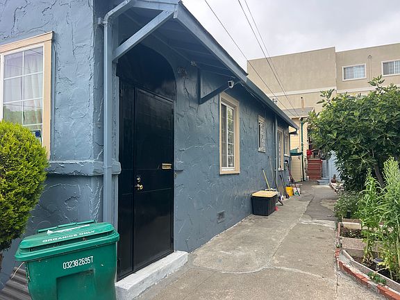 2nd image of 3567 Laurel Ave #3567