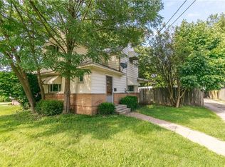 6357 Stumph Rd, Parma Heights, OH 44130