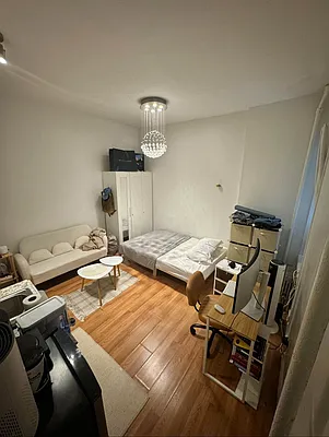 Rented by MOTION New York | media 7