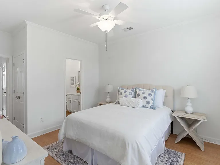 124 Palm Cove Way — Photo 28