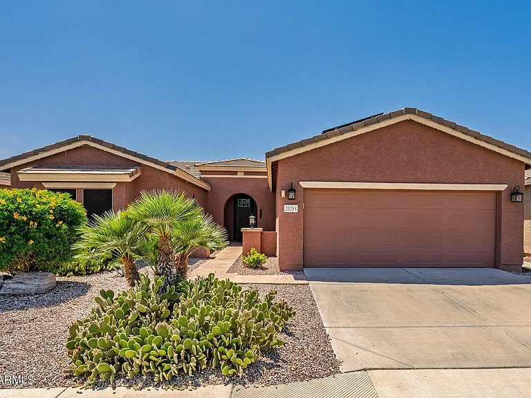20288 N Harmony Pass — Photo 1