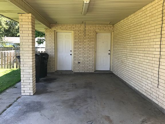 4th image of 118 Tina St