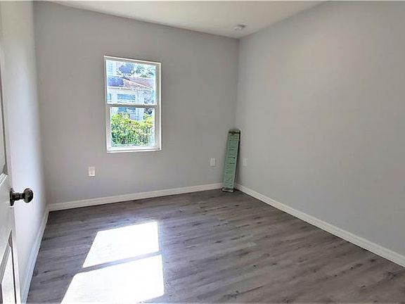 4th image of 1416 19th St S