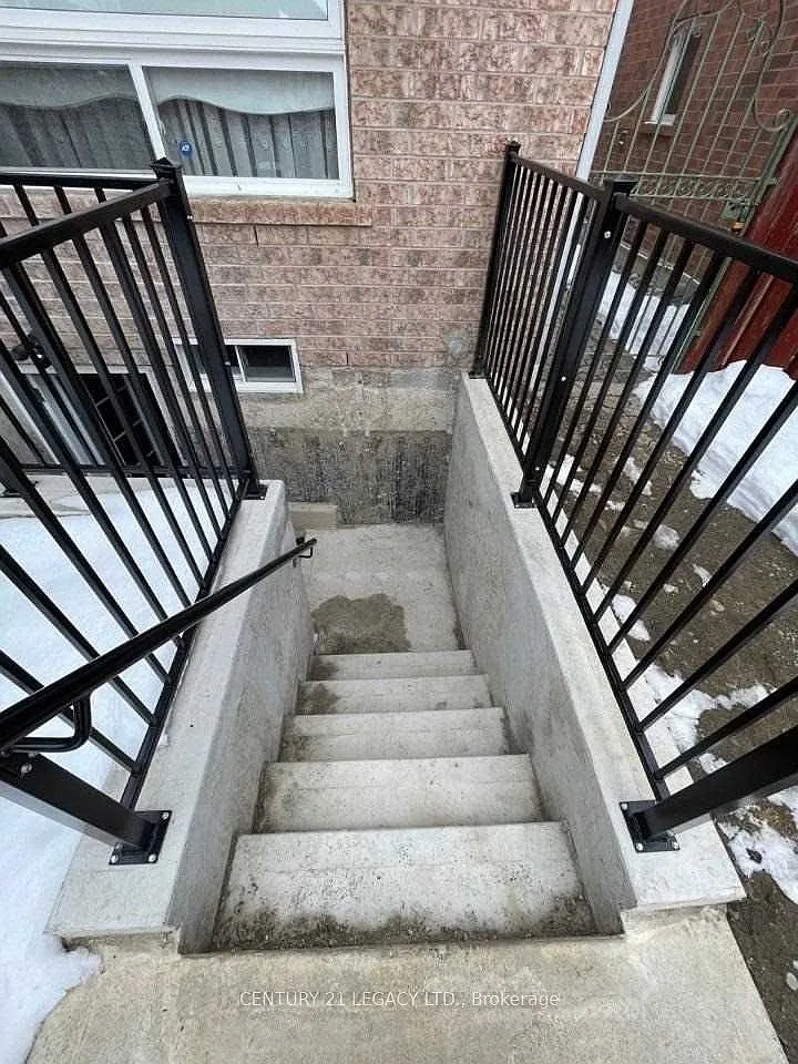 2 bed, $1,800 — Photo 3