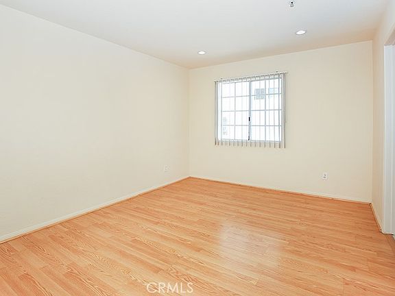 4th image of 223 N Adams St APT 6