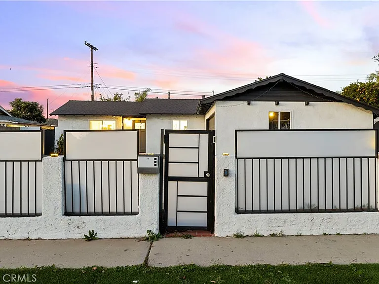 467 Susan Ave — Photo 39