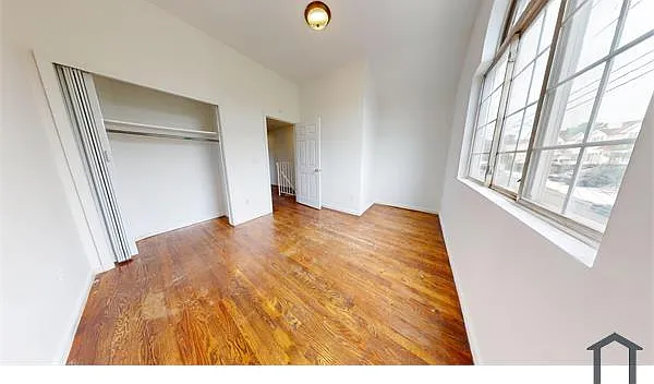35 Wright St #1 — Photo 11