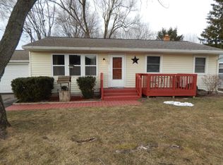 1310 W Ellis Ave, Belding, MI 48809